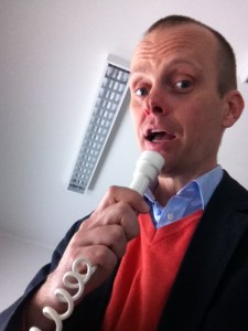 På Öckerö loge hörs techno och dunk...